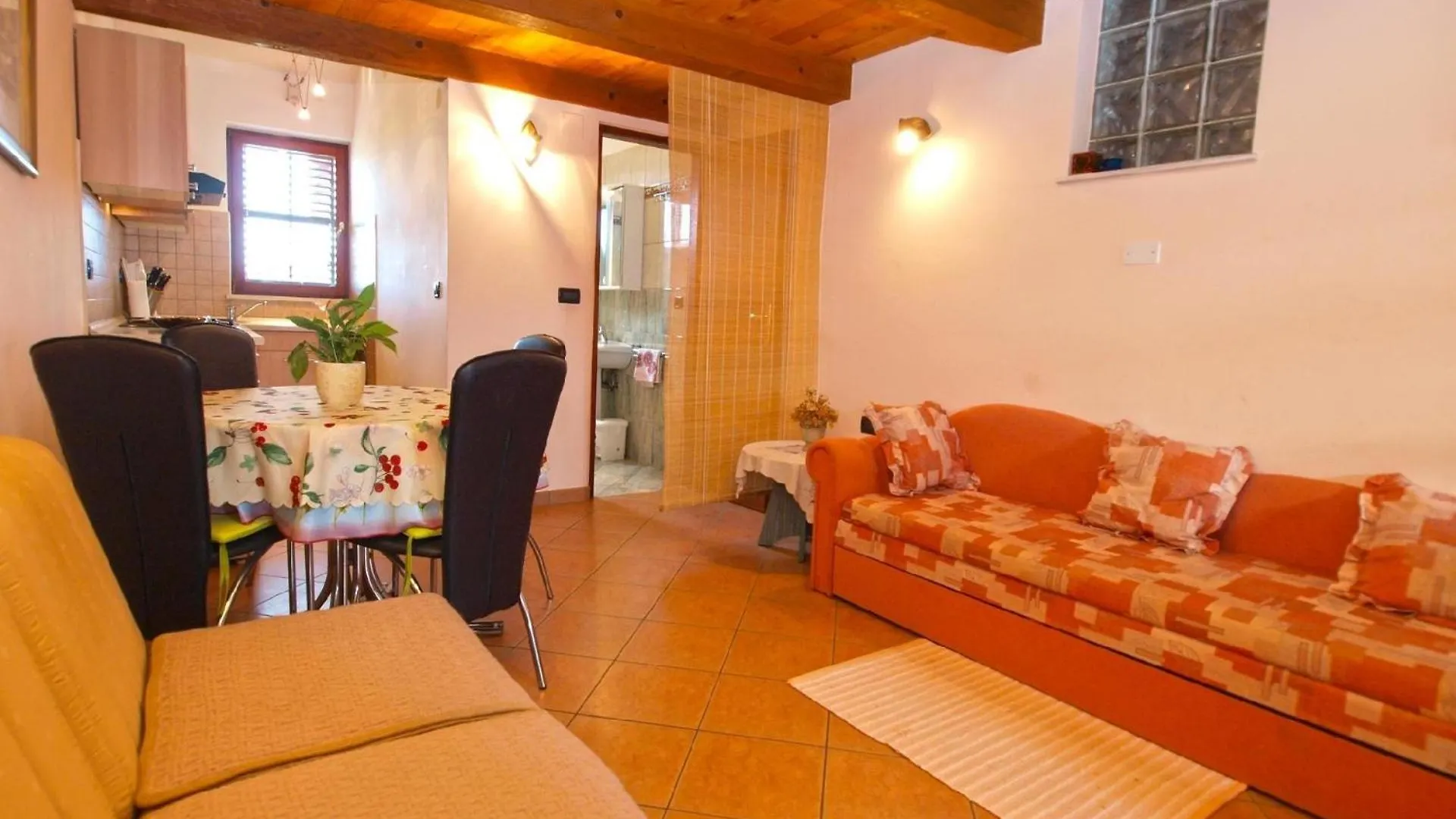 Ferienwohnung Fuer 3 Personen Ca 42 Qm In Rovinj, Istrien Istrische Riviera 0*, Rovinj Croatia